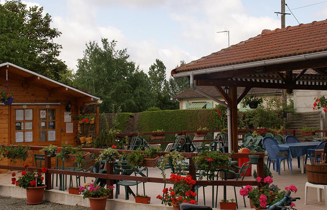 Camping Le Clos Normand Bagnoles De L Orne