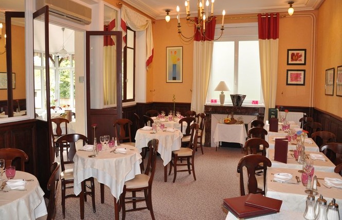 Côté Jardin - Nouvel Hôtel 2 - Bagnoles-de-l'Orne Normandie